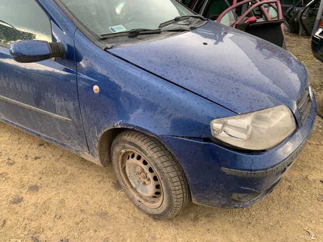 bontott FIAT PUNTO II Jobb hátsó Rugó