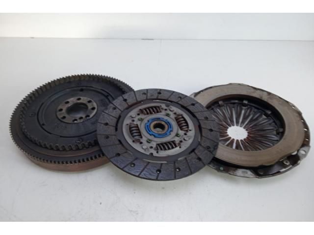 bontott FIAT PUNTO II Kuplung Szett (Szerkezet, Tárcsa)