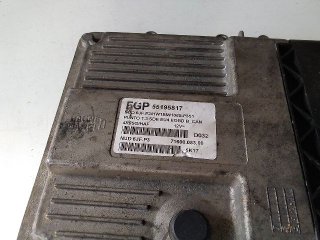 bontott FIAT PUNTO II Motorvezérlő