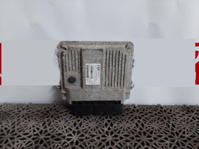 bontott FIAT PUNTO II Motorvezérlő