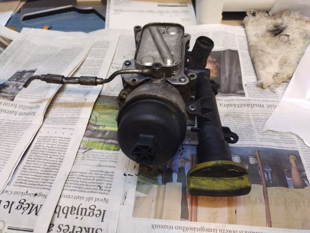 bontott FIAT PUNTO II Olajszűrő Ház