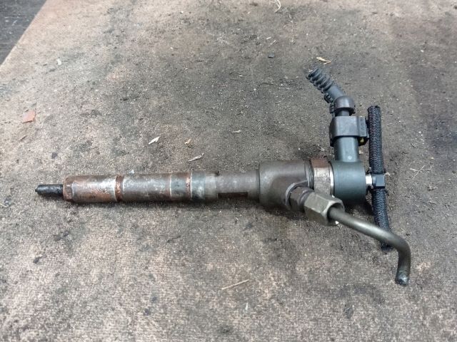 bontott FIAT PUNTO II Porlasztó (1 db)