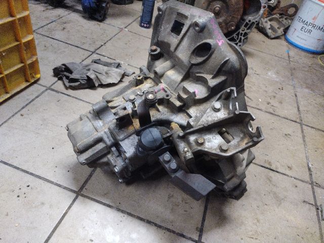 bontott FIAT PUNTO II Váltó (Mechanikus)