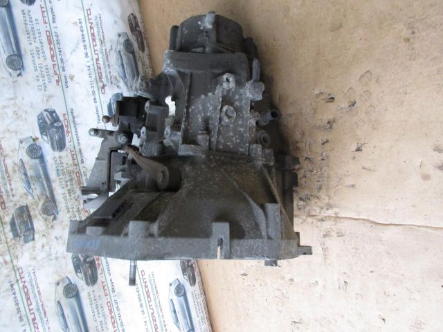 bontott FIAT PUNTO II Váltó (Mechanikus)