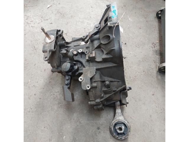 bontott FIAT PUNTO II Váltó (Mechanikus)