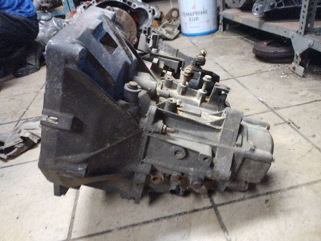 bontott FIAT PUNTO II Váltó (Mechanikus)