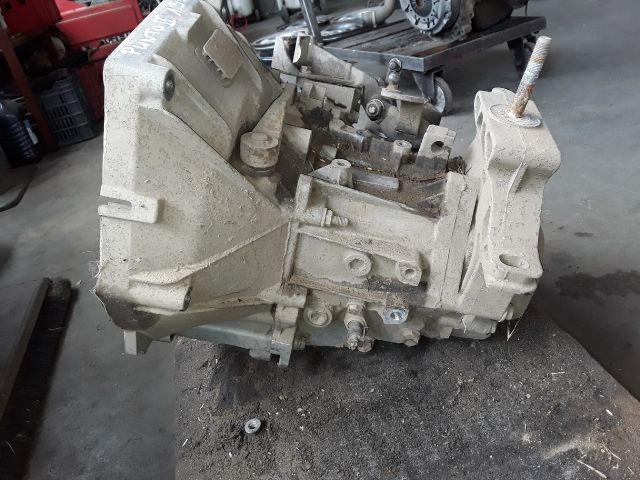 bontott FIAT PUNTO II Váltó (Mechanikus)