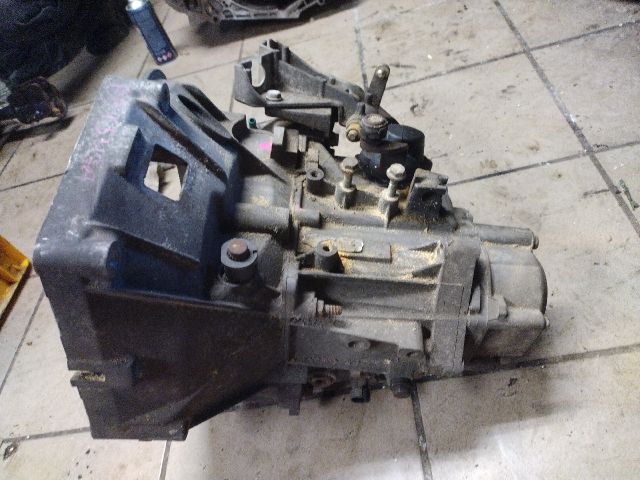 bontott FIAT PUNTO II Váltó (Mechanikus)