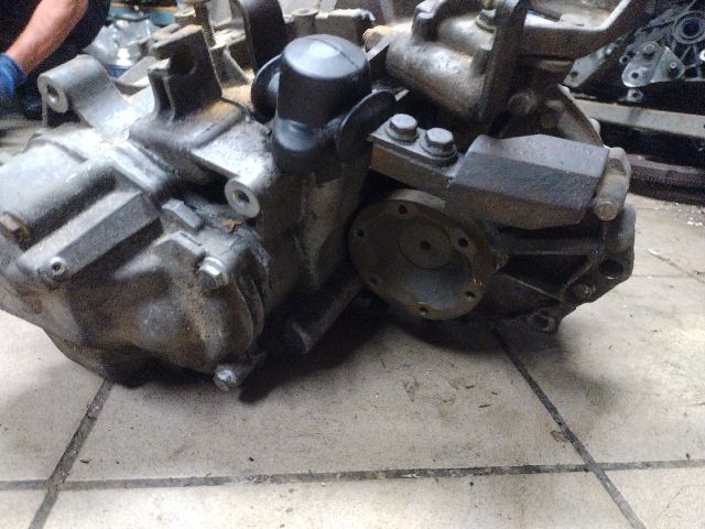 bontott FIAT PUNTO II Váltó (Mechanikus)