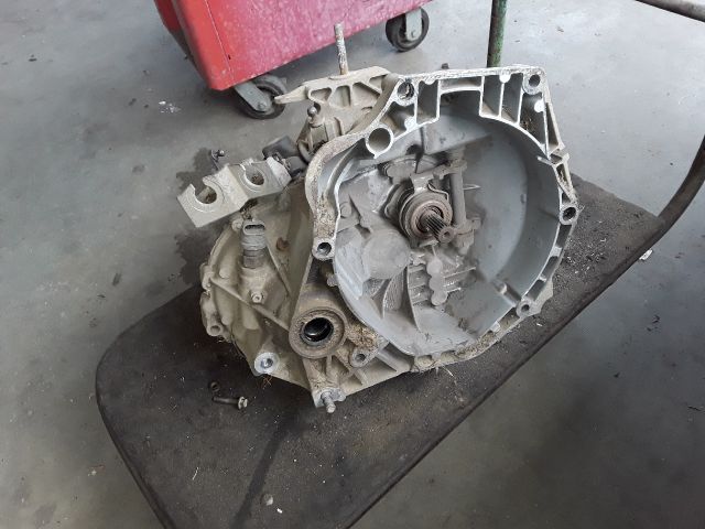 bontott FIAT PUNTO II Váltó (Mechanikus)