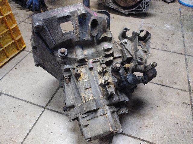 bontott FIAT PUNTO II Váltó (Mechanikus)