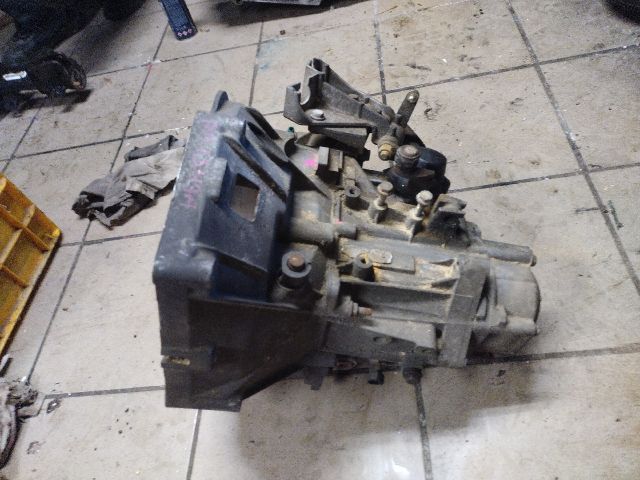 bontott FIAT PUNTO II Váltó (Mechanikus)