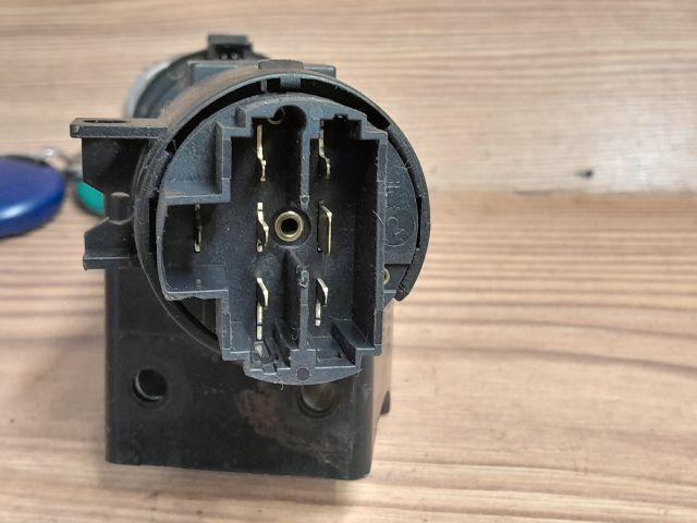 bontott FIAT PUNTO II Gyújtáskapcsoló