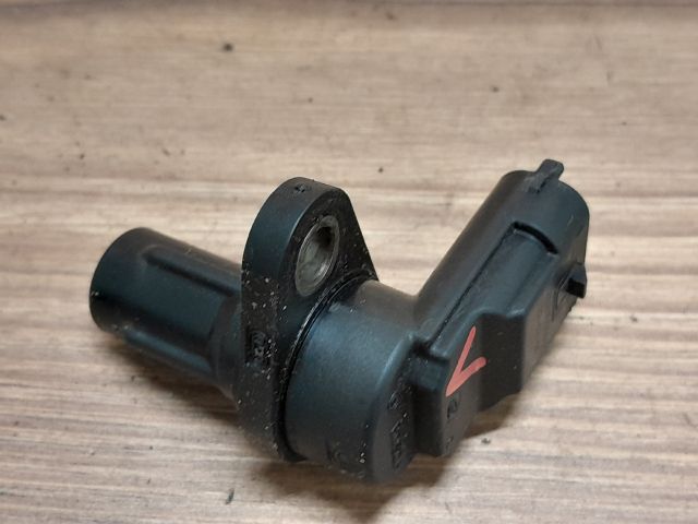 bontott FIAT PUNTO II Vezérműtengely Fordulatszám Jeladó