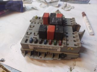 bontott FIAT PUNTO II Biztosítéktábla Motortér