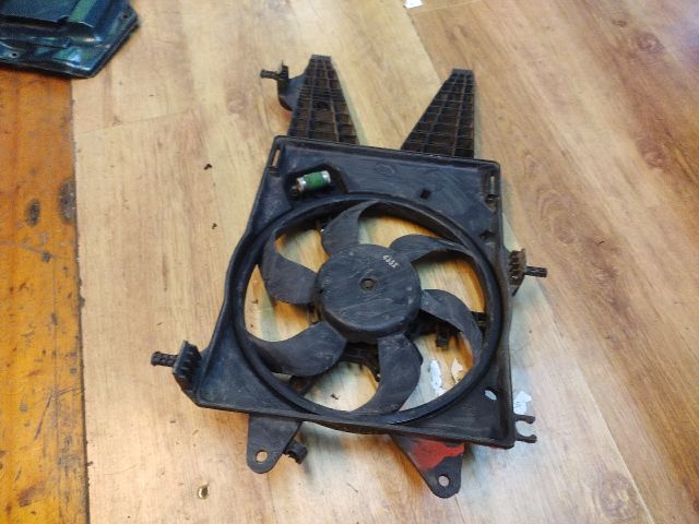 bontott FIAT PUNTO II Hűtőventilátor