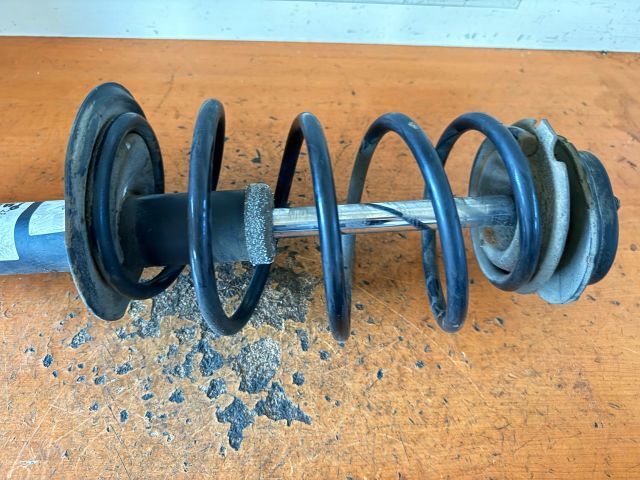 bontott FIAT PUNTO II Jobb első Gólyaláb (Lengécsillapító, Rugó)