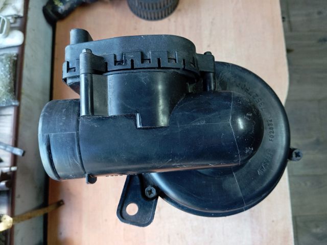 bontott FIAT PUNTO II Légszűrő Ház