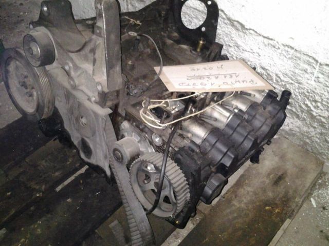 bontott FIAT PUNTO II Motor (Fűzött blokk hengerfejjel)