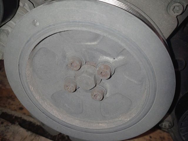 bontott FIAT PUNTO II Főtengely Szíjtárcsa