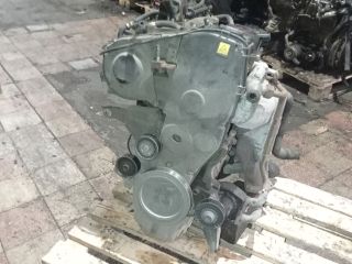 bontott FIAT PUNTO II Motor (Fűzött blokk hengerfejjel)