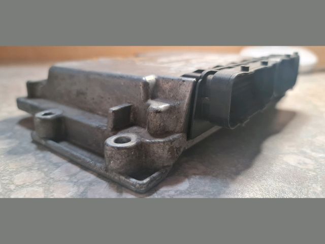 bontott FIAT PUNTO II Motorvezérlő