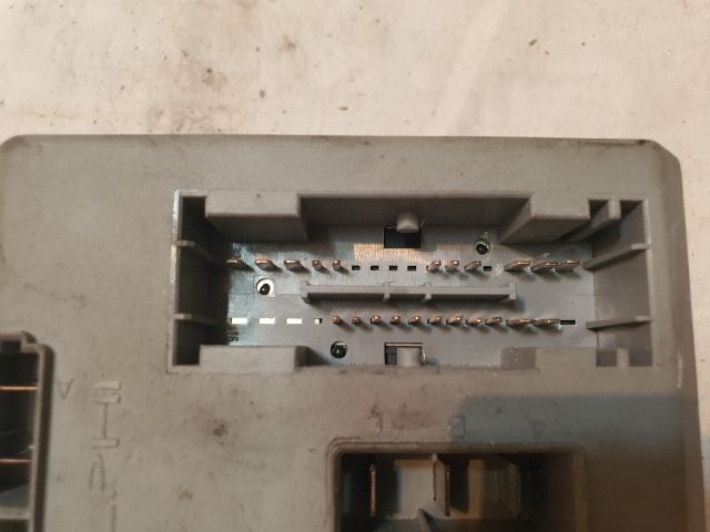bontott FIAT PUNTO II Biztosítéktábla Motortér