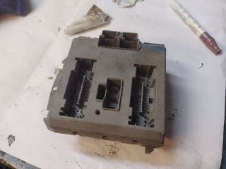 bontott FIAT PUNTO II Biztosítéktábla Motortér