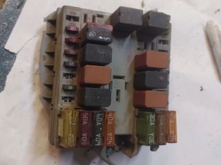 bontott FIAT PUNTO II Biztosítéktábla Motortér