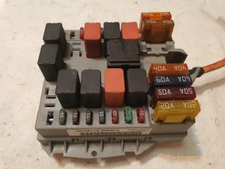 bontott FIAT PUNTO II Biztosítéktábla Motortér