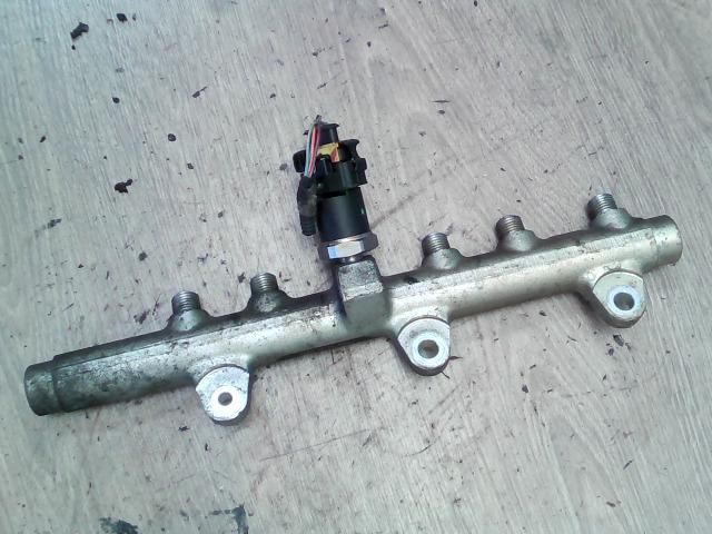 bontott FIAT PUNTO II Közösnyomócső