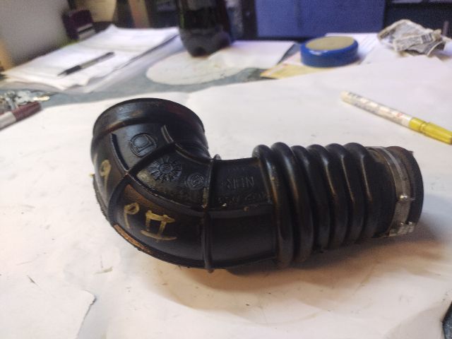 bontott FIAT PUNTO II Légbeömlő Cső