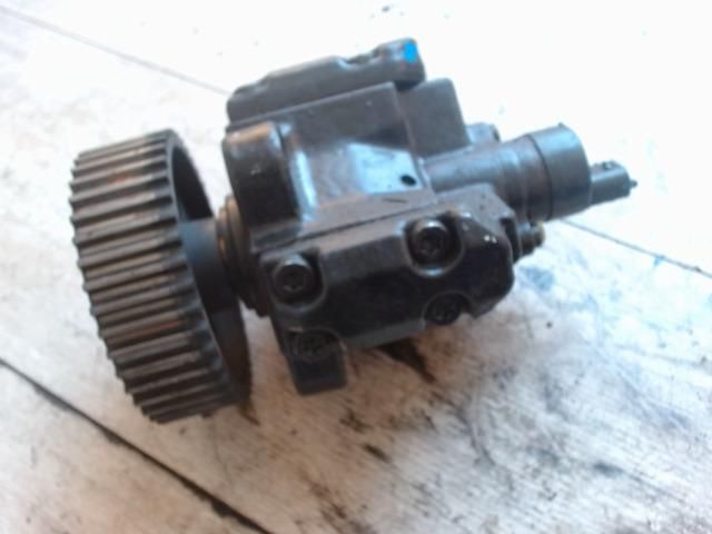 bontott FIAT PUNTO II Nagynyomású Szivattyú