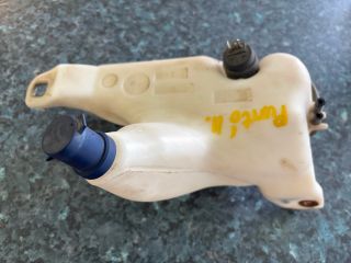 bontott FIAT PUNTO II Ablakmosó Tartály