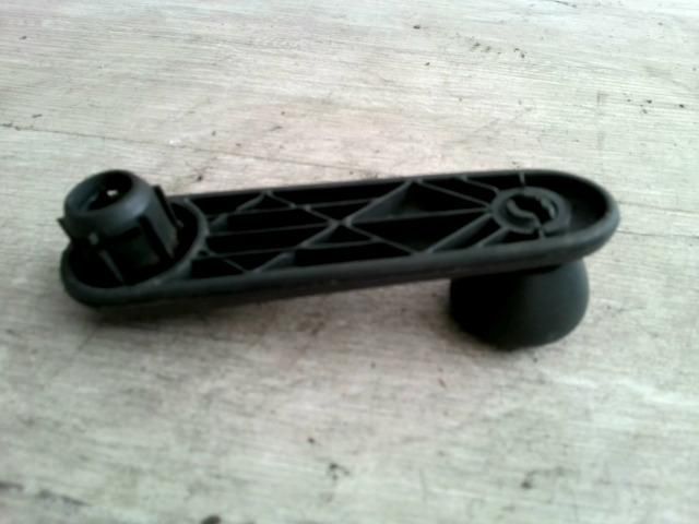 bontott FIAT PUNTO II Ablaktekerő Kar (Pozíciófüggetlen)