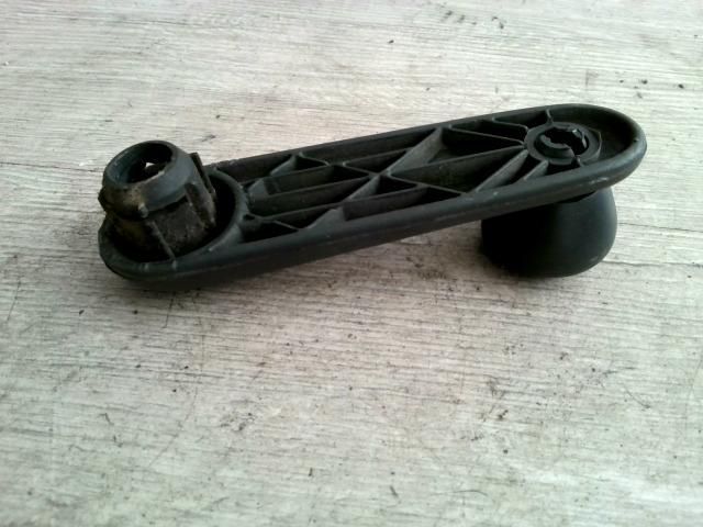 bontott FIAT PUNTO II Ablaktekerő Kar (Pozíciófüggetlen)
