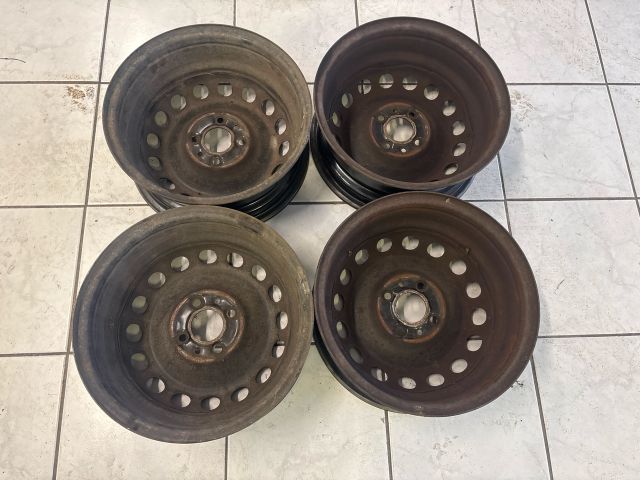 bontott FIAT PUNTO II Acélfelni Szett