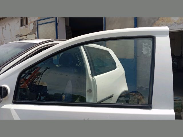 bontott FIAT PUNTO II Bal első Ablak