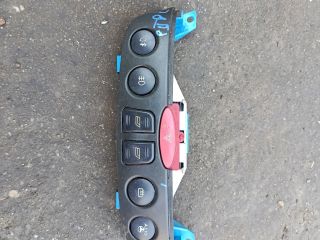 bontott FIAT PUNTO II Bal első Ablakemelő Kapcsoló