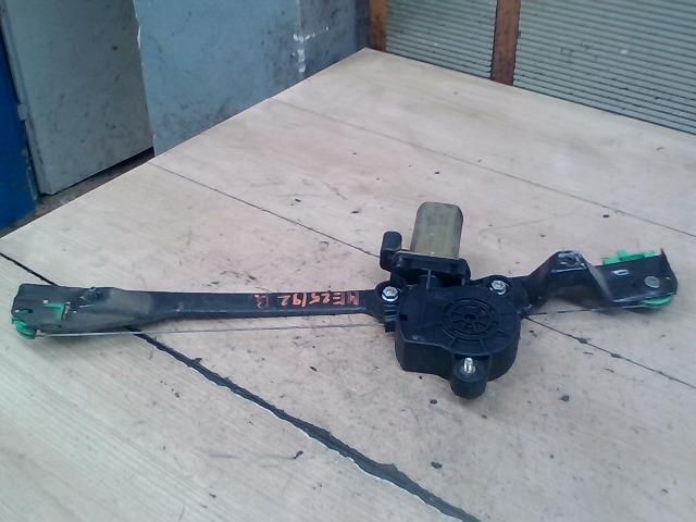 bontott FIAT PUNTO II Bal első Ablakemelő Szerkezet (Elektromos)