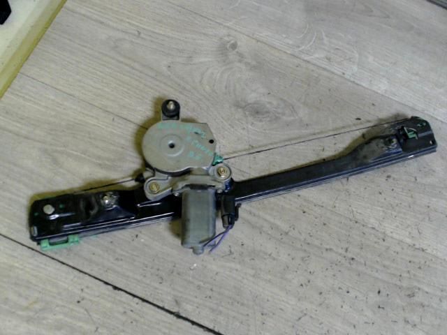 bontott FIAT PUNTO II Bal első Ablakemelő Szerkezet (Elektromos)