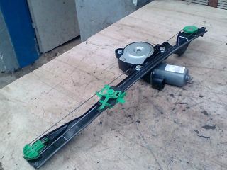 bontott FIAT PUNTO II Bal első Ablakemelő Szerkezet (Elektromos)