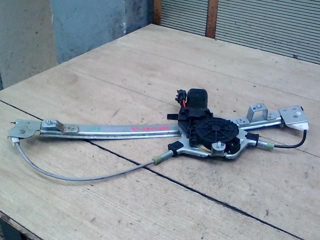 bontott FIAT PUNTO II Bal első Ablakemelő Szerkezet (Elektromos)