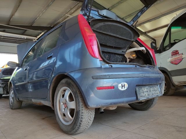 bontott FIAT PUNTO II Bal első Ajtó Díszléc