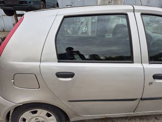 bontott FIAT PUNTO II Bal első Ajtó (Részeivel)