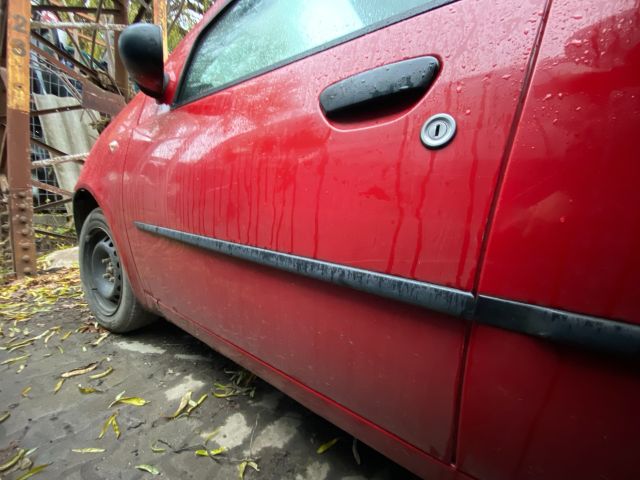bontott FIAT PUNTO II Bal első Ajtó (Üres lemez)