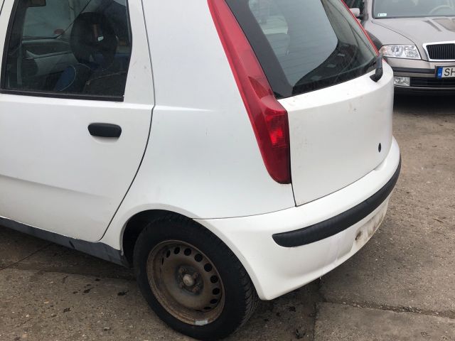 bontott FIAT PUNTO II Bal első Ajtó (Üres lemez)