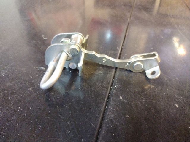 bontott FIAT PUNTO II Bal első Ajtóhatároló