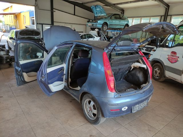 bontott FIAT PUNTO II Bal első Ajtózár
