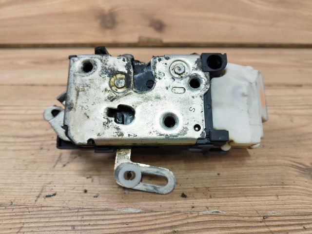 bontott FIAT PUNTO II Bal első Ajtózár